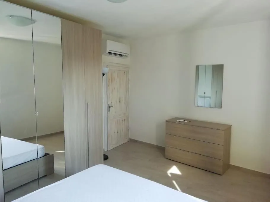 La Casa Di Dino ,Pari Apartment